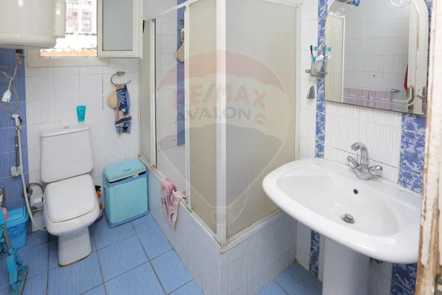 شقة للبيع 156 م سموحة (ش كمال الدين صلاح)