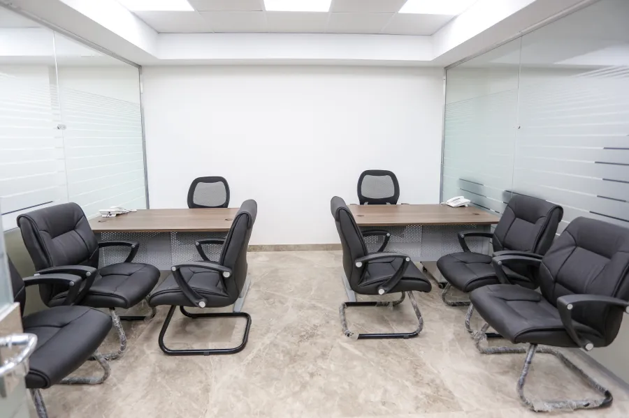 مقر اداري للبيع 172 م  سموحة ( فيو نادي سموحه  )