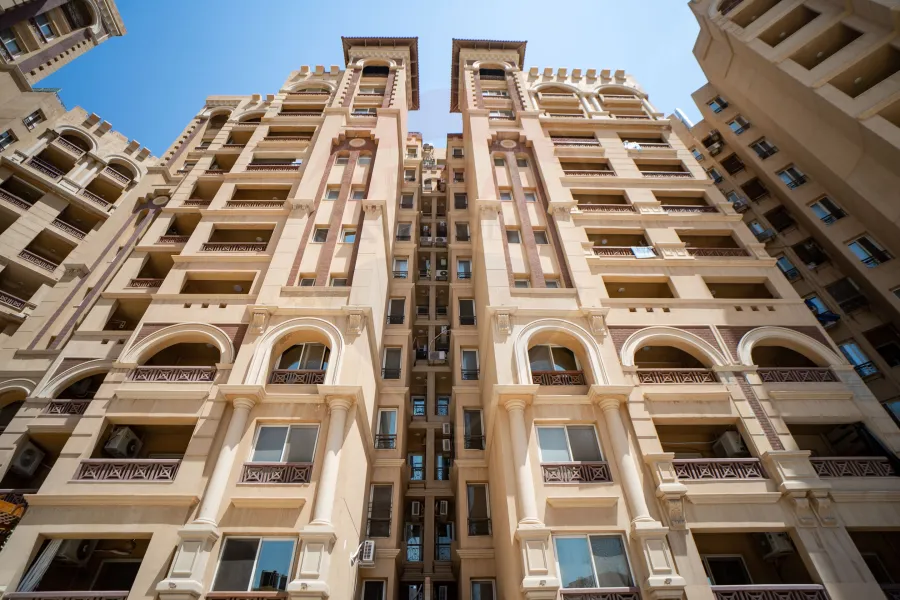 شقة للبيع  176م المنتزة (كمباوند مرسيليا فلورانس )