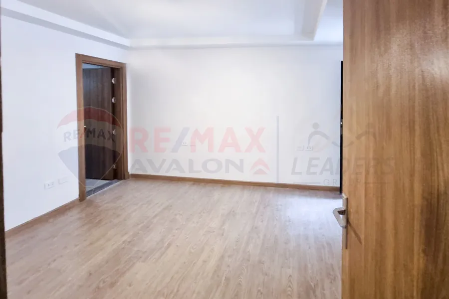 Apartment for sale 168 m Smouha (Skyline)