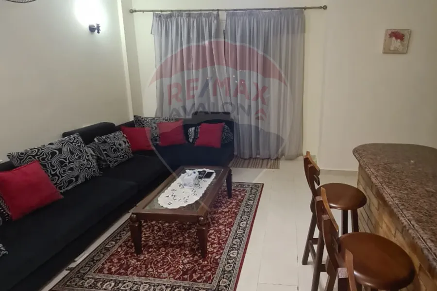 شاليه للبيع (بانجلوس) 80 م