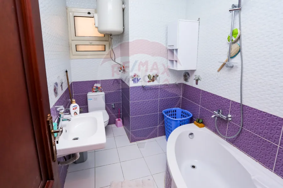 Apartment for sale 262 m Louran (Serhank St. steps from taram station)