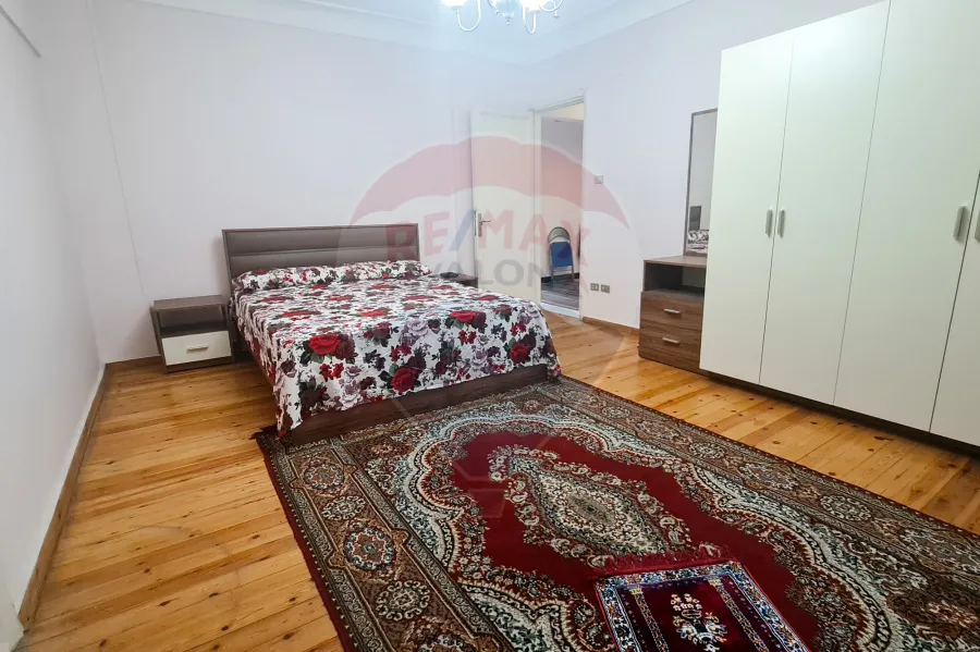 شقة للايجار 110 م سموحة (تعاونيات سموحة)