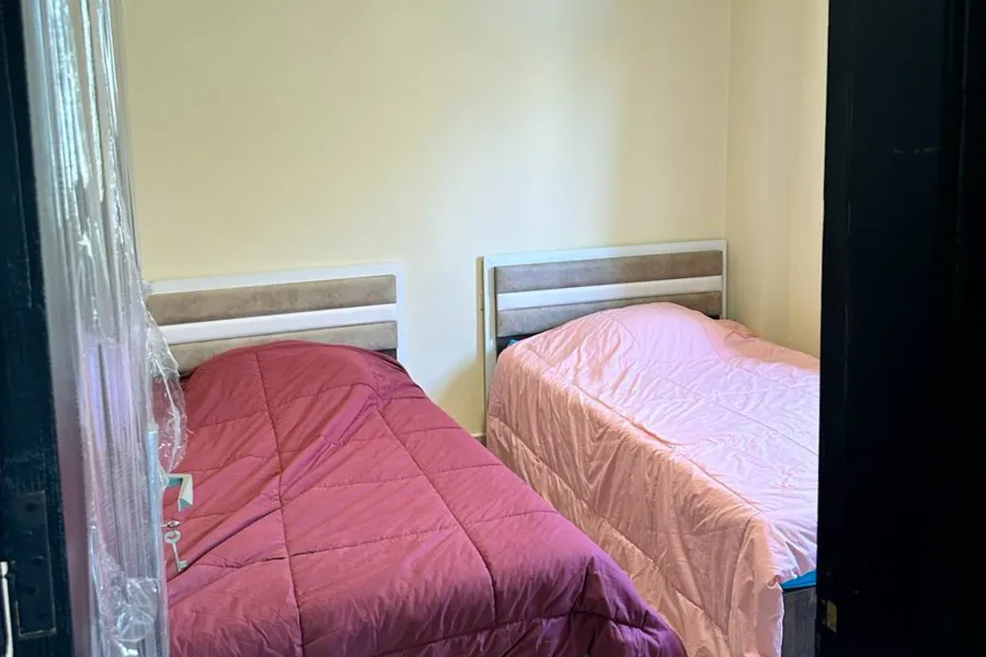 شاليه + روف للبيع (لاسيرينا) 120 م