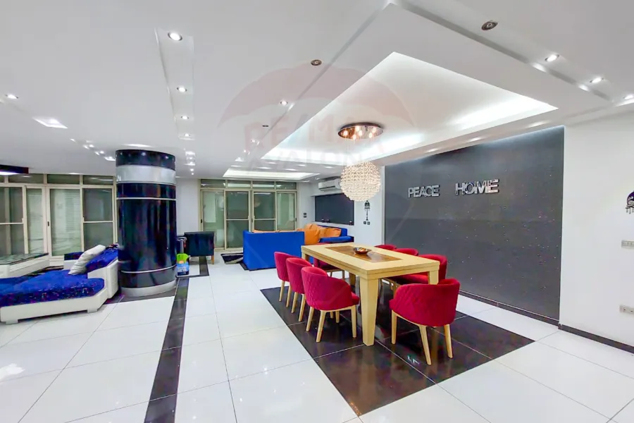 شقة للبيع 400 م سابا باشا (علي البحر مباشرة)