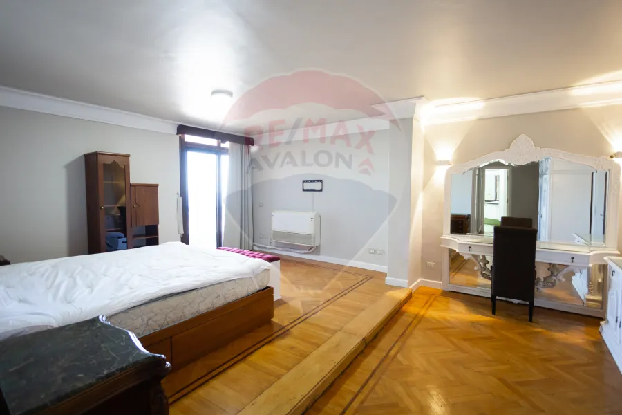 Apartment for sale 290 m Roshdy (directly on the sea)