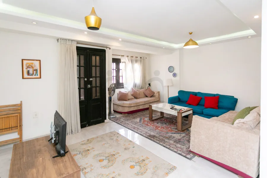 شقة للبيع 160 م سموحه (ش ادمون فريمون)