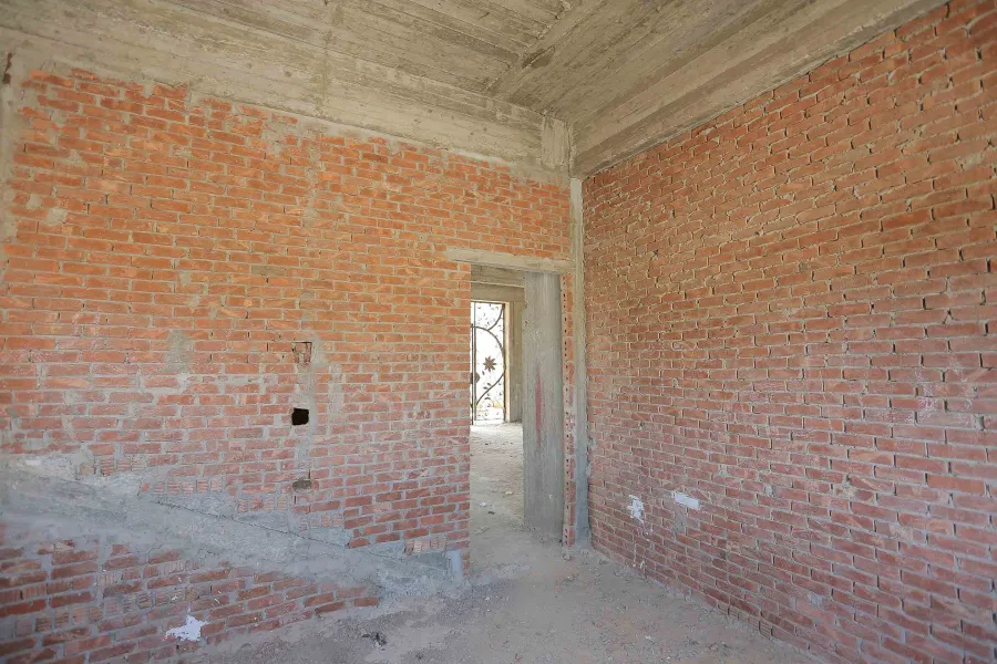 Stand Alone Villa 1090m for Sale Al Orouba Compound (King Marriott)