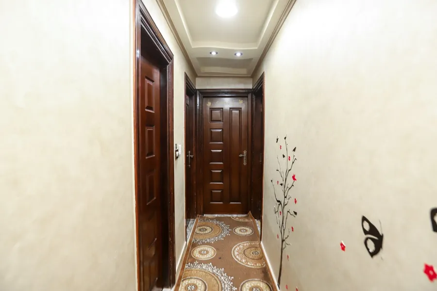 شقة للبيع 200م رشدي (متفرع من ش رشدى باشا)