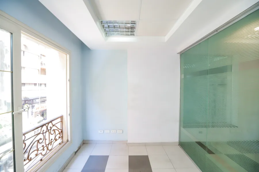 Adminstration unit For rent 390 m Smouha (Mostafa Kamel St.)