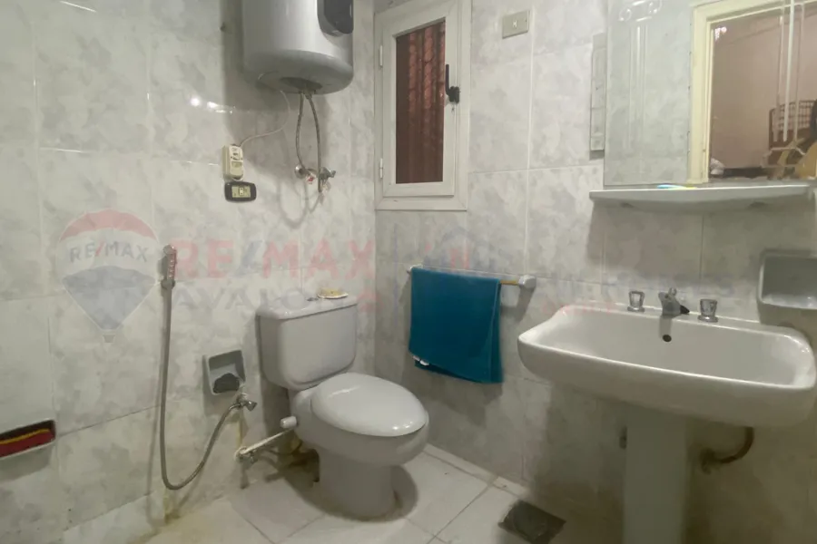 شقة للإيجار المفروش 180 م الحي اللاتيني (ش السلطان حسين - امام ميدان الخرطوم)