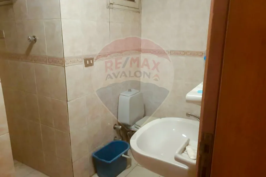 مقر إداري مفروش  للإيجار 230 م لوران (ش الإقبال)