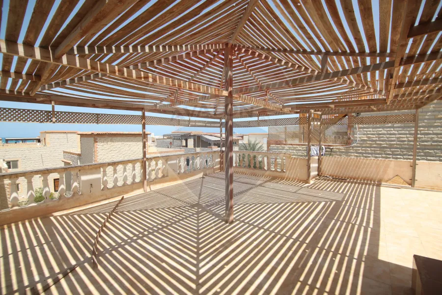 فيلا ستاند الون للبيع (حورس) 200 م