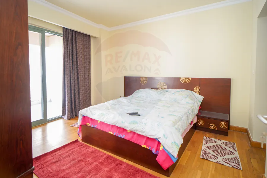 Furnished apartment for rent 136 m San Stefano (Four Season)