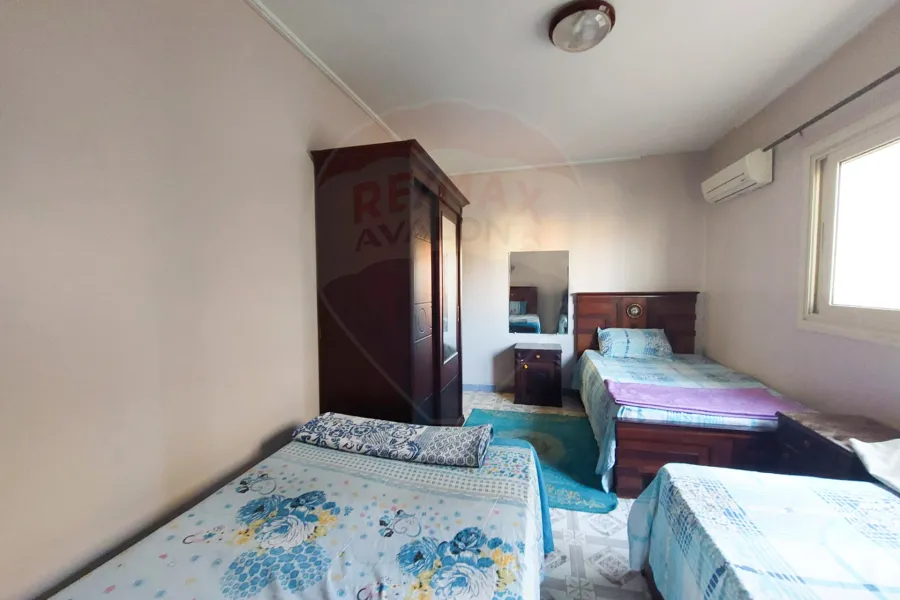 شقة للإيجار المفروش  150 م سموحة (خطوات من ميدان فيكتور عمانويل)