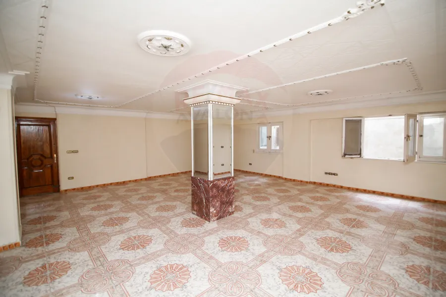 Apartment for sale 200 m Sporting (teba st)