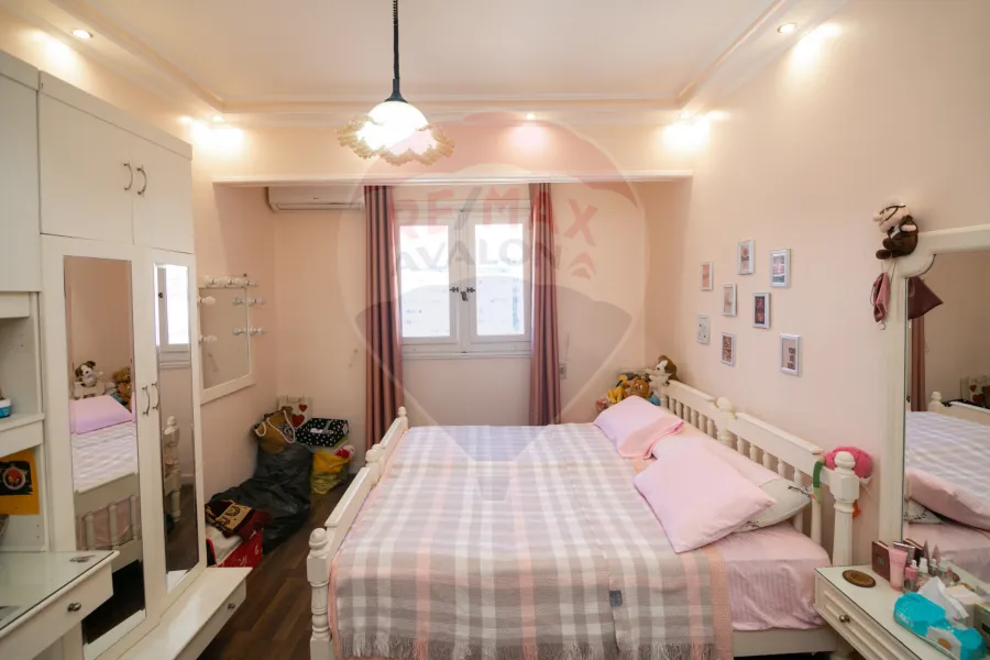 Apartment for sale 200 m Gleem (Adly Yakn st)