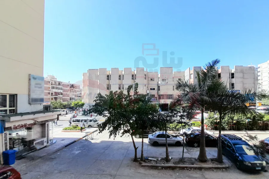 ميزان اداري للايجار 95 م السيوف (ش اديب معقد)