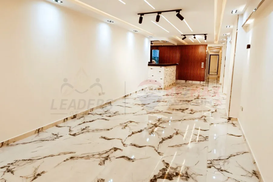 شقة للبيع 175 م لوران (ش أبوقير)