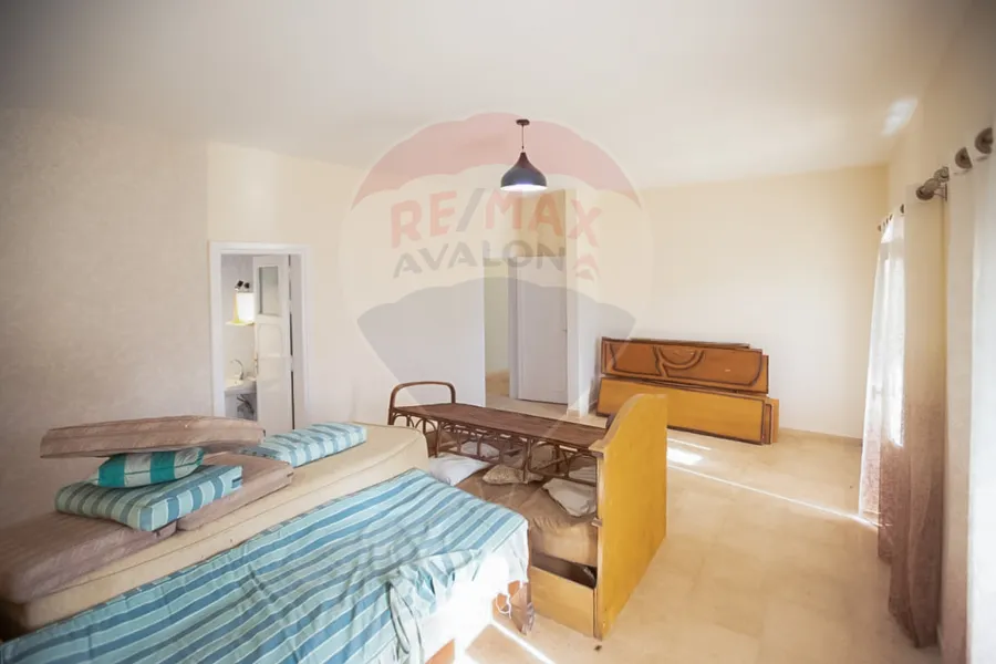 Standalone Chalet for sale (Palm Beach) 550 m