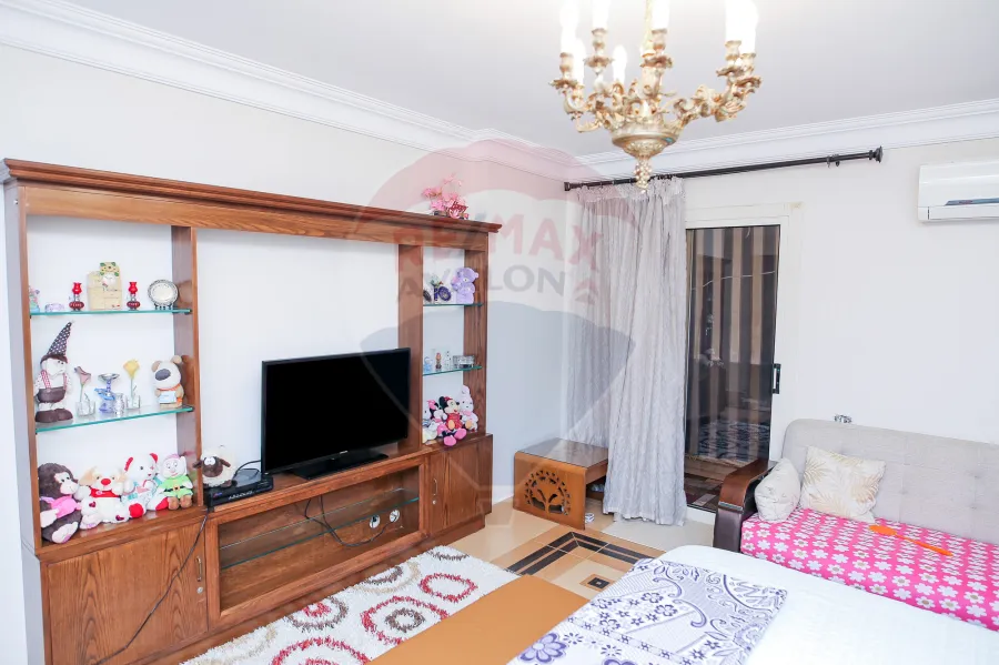 Apartment for sale 320m Smouha (Seif Tower. Branched From Albert Elawal St.)