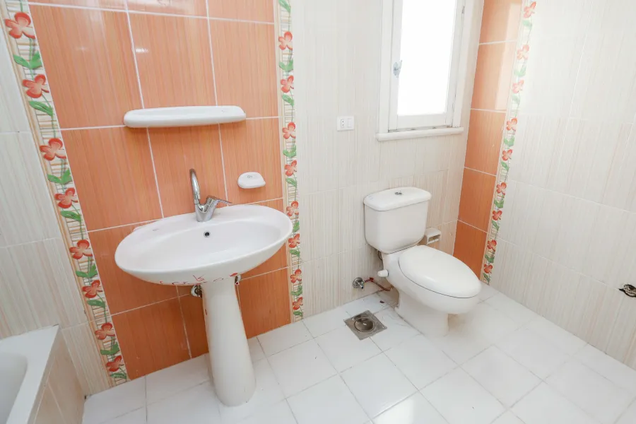 Apartment for Sale 300m Raml Station (Sea View)