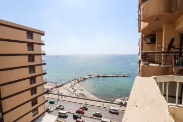 شقة للبيع 265م المندرة (أمام فندق وردة العصافرة)