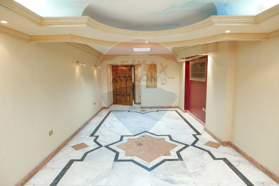 Administrative Unit For Rent 200 m Sidi Bishr (Num.1 From Esawy St.)