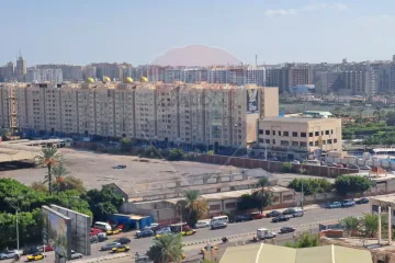 شقة للبيع 200 م مصطفي كامل (خطوات من كوبري كيروسيز سموحة)