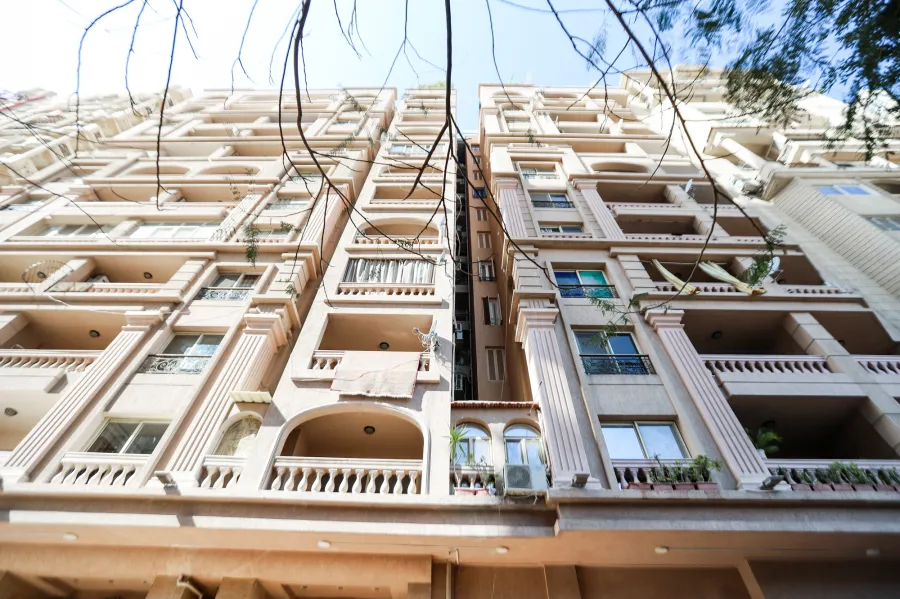 شقة للبيع 191 م سموحة ( ش كمال الدين صلاح ) -