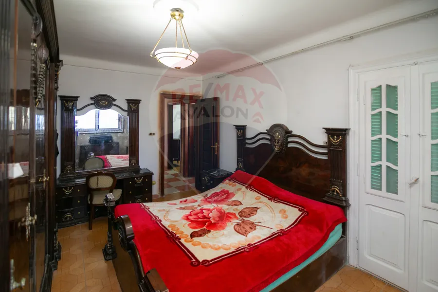 Apartment for sale 150 m Cleopatra (Steps from the sea)