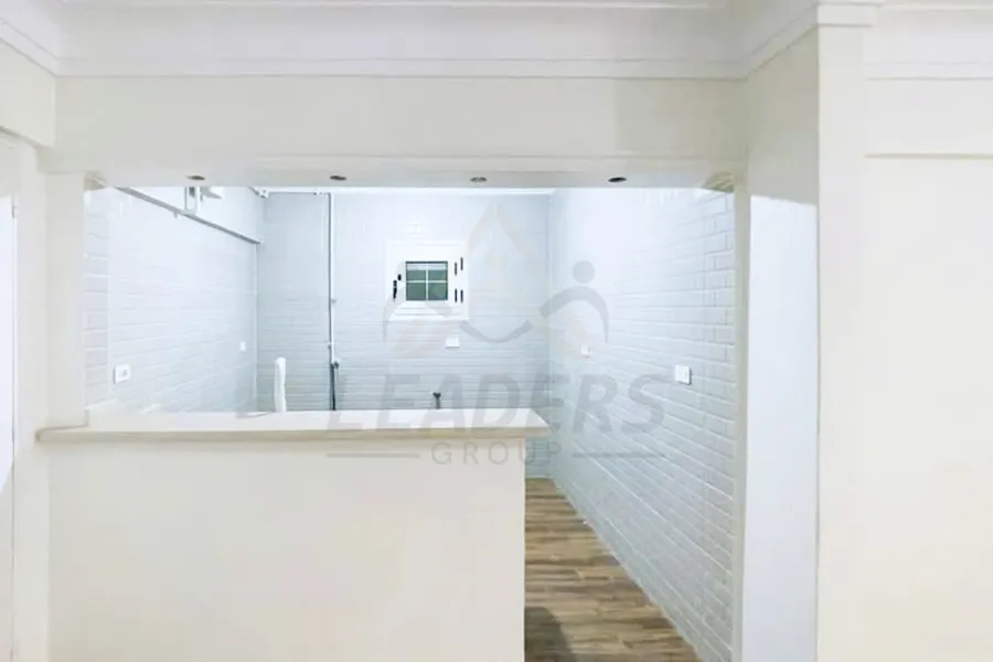 شقة للايجار 110 م وابور المياة (خطوات من ميدان زويل)