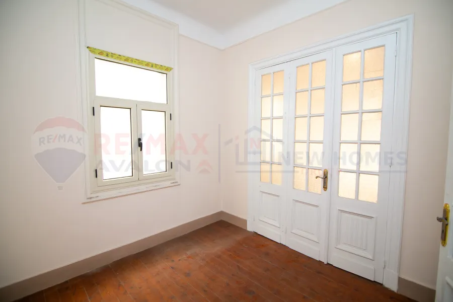 Apartment for sale 100 m Sporting (Both sides of the sea)