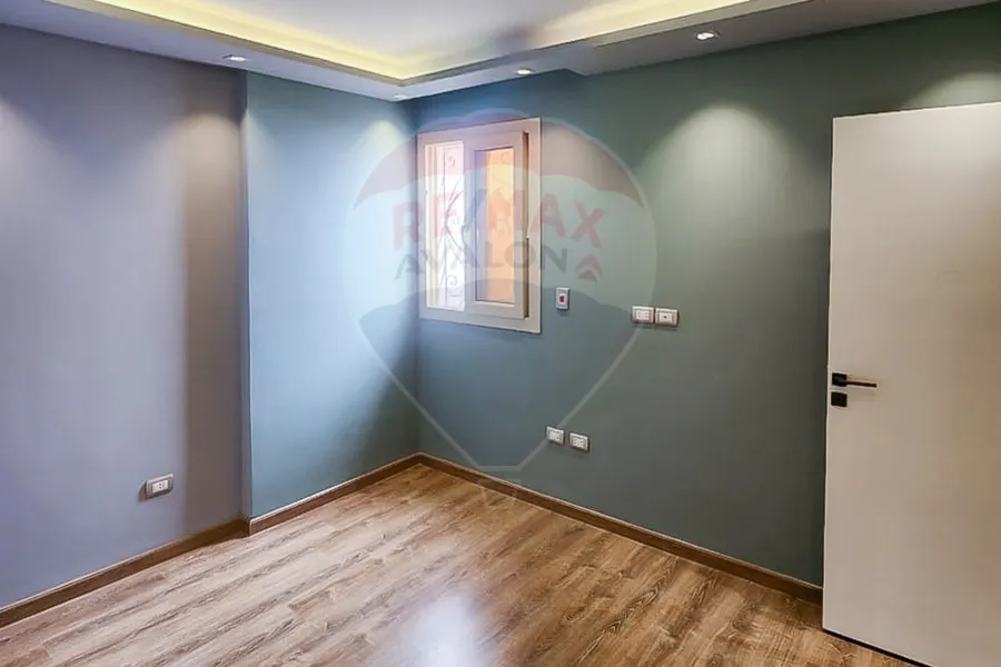 شقة للبيع 152 م سموحة (ش ادمون فريمون)