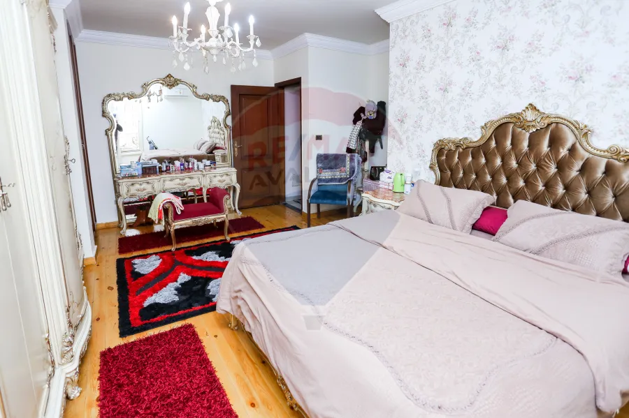 Apartment for sale 262 m Louran (Serhank St. steps from taram station)