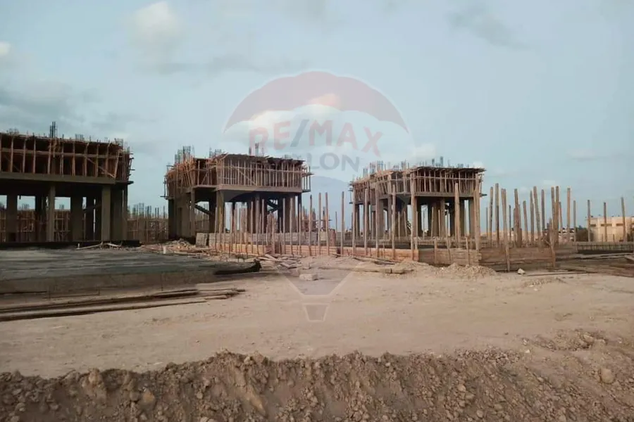 شاليه للبيع ( مارينا 8 ) 105 م