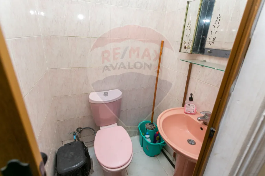 شقة إداري للإيجار 65 م سموحة ( ش فوزي معاذ )