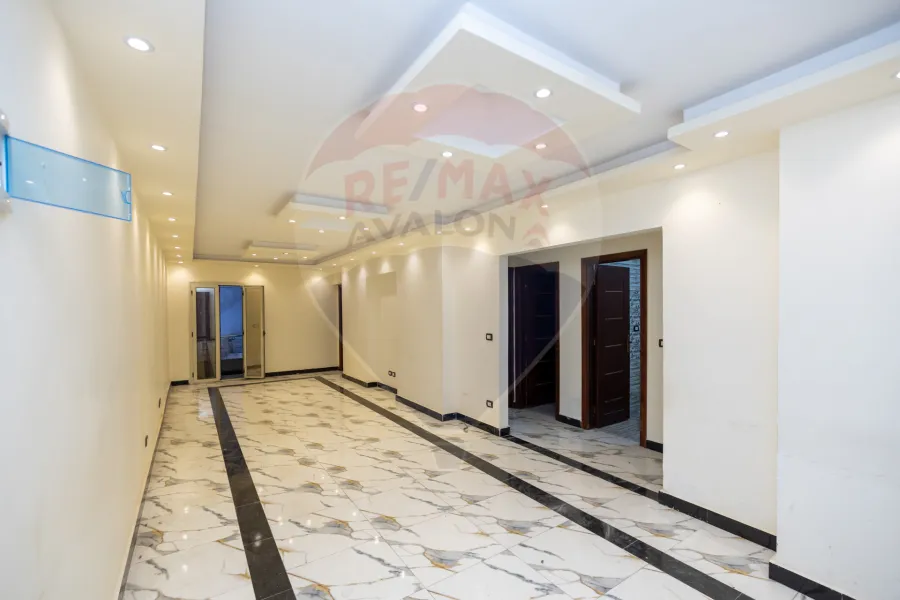 شقه للبيع 145 م سيدي بشر (خطوات من ش جمال عبدالناصر و ش العيسوي)