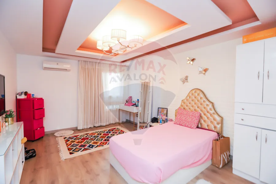 Apartment for sale 230 m Louran (Abo Qeer St.)