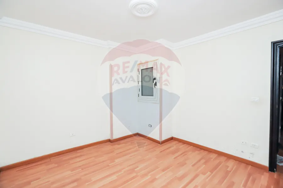 Apartment For Sale 140 m Zezenia ( Behind Elec Company - Steps From Abo Qer St.)