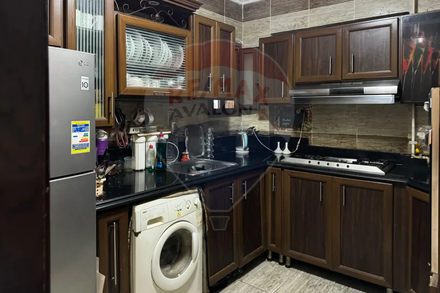 شقة للبيع 135 م جليم (ش الملازم أحمد)