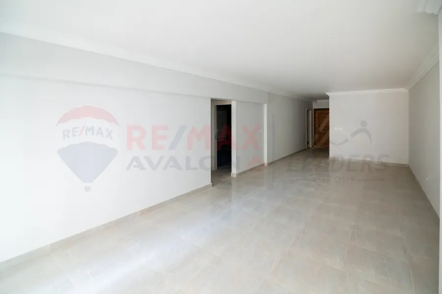 شقه للبيع 139 م سموحه (جراند فيو)