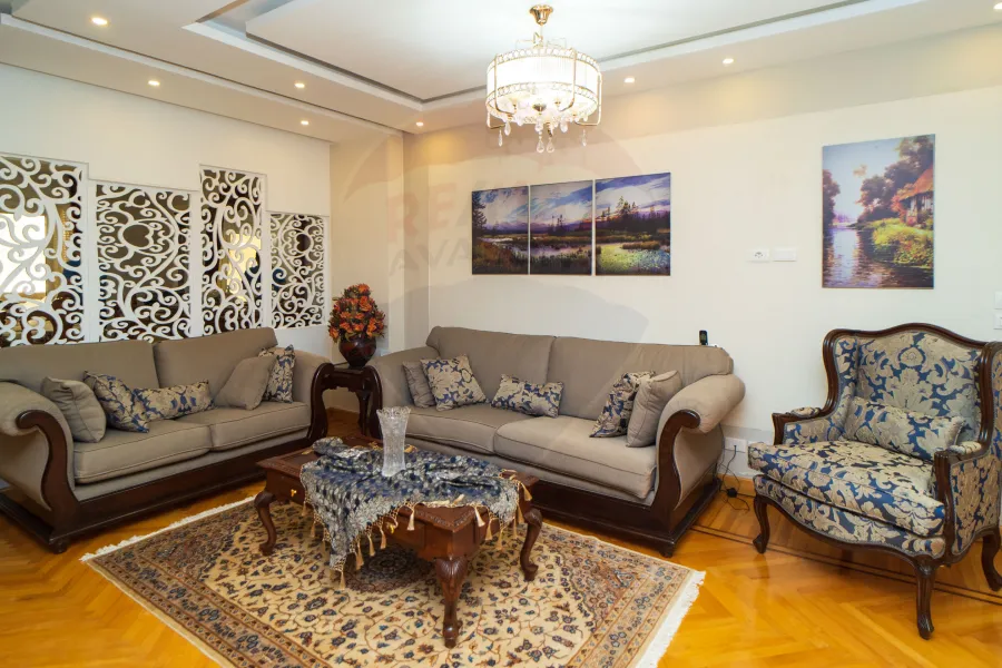 شقة للبيع 230 م سموحة بتسهيلات في السداد (أبراج دلتا لايف - ش ألبرت الأول)