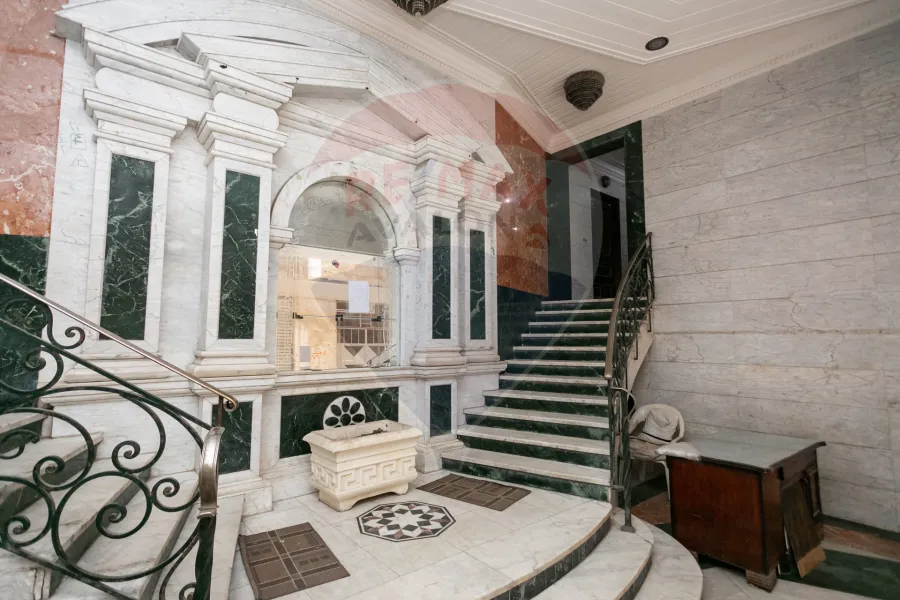 شقة للبيع 110 م العصافرة بحري (ش عبد الحليم محمود)