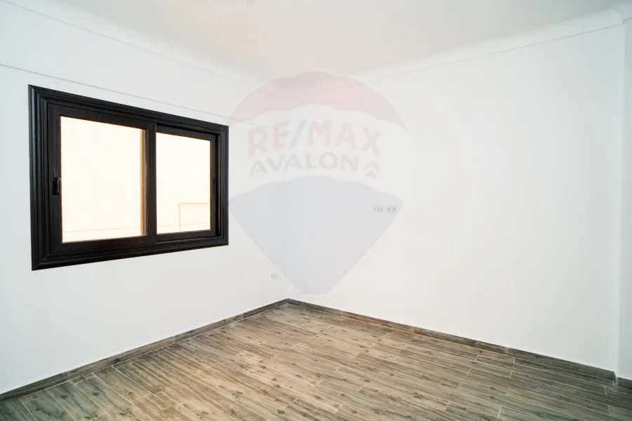 Villa for Sale 300 m King Maryot (Green Oasis Compound)