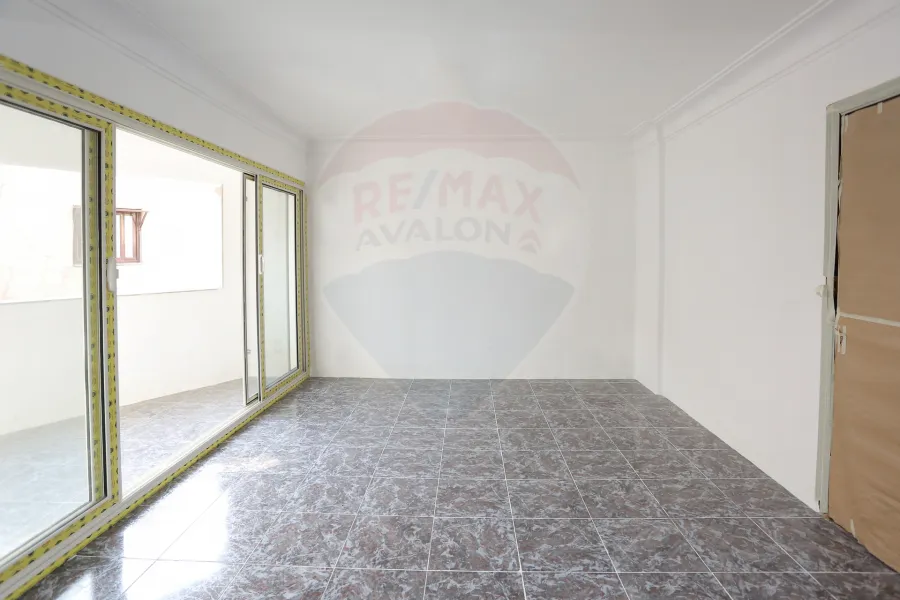 Apartment for sale 140 m Smouha (Ismail Serry St.- Branched from Fawzy Moaz St.)