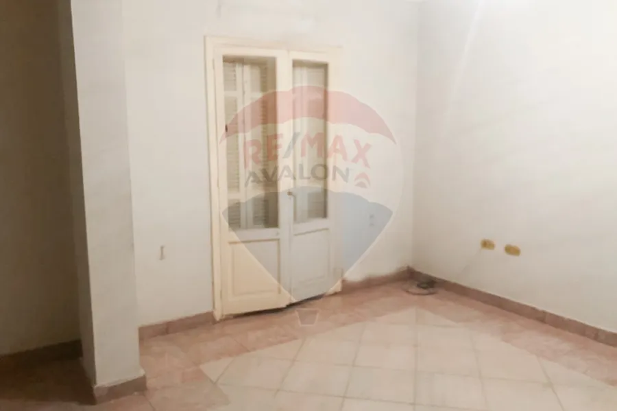 Administrative Apartment For Rent 150 m Sporting (Abo Qeir St.- In Front Of Sprting Club)