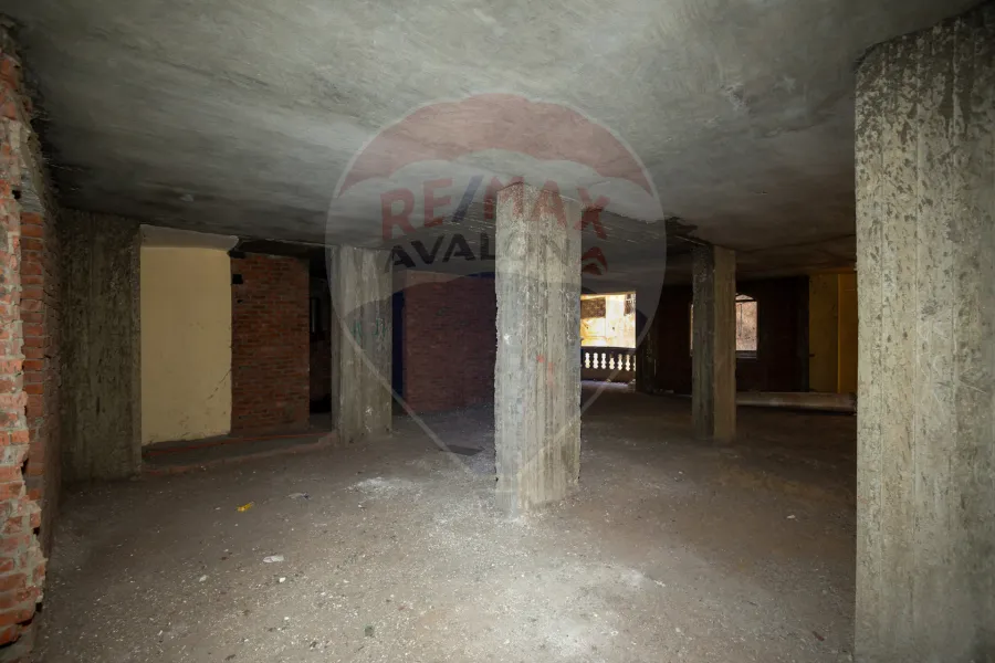 Commercial mezan for sale 575 m Al-Agami (El-betash)