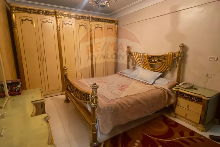 شقة للايجار المفروش 170 م محرم بك (حي محرم باشا)