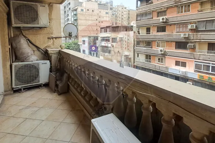 شقه للبيع  200 م جليم ( ش ابو قير )